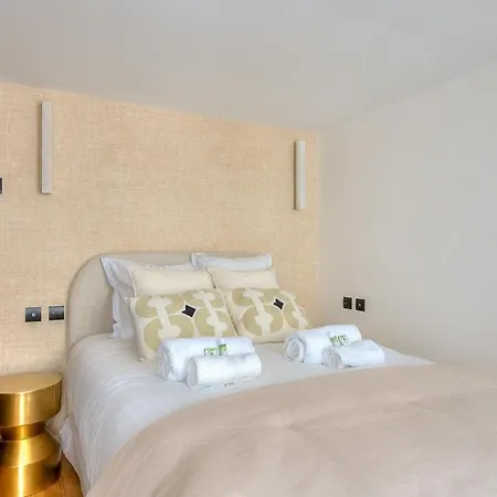 Luxurious And Air-conditioned - Opera Apartament